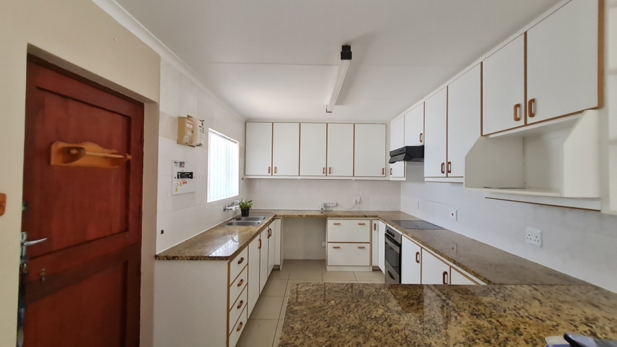 3 Bedroom Property for Sale in Dana Bay Western Cape